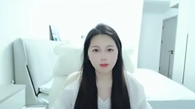 Snapshot of Sunset_glow chatting on May 2026 03:30:01 PM Sunset glow online show from May 2026 03:30:01 PM