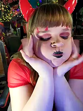 Snapshot of VelvetDiablo chatting on December 2024 04:03:02 AM VelvetDiablo online show from December 2024 04:03:02 AM