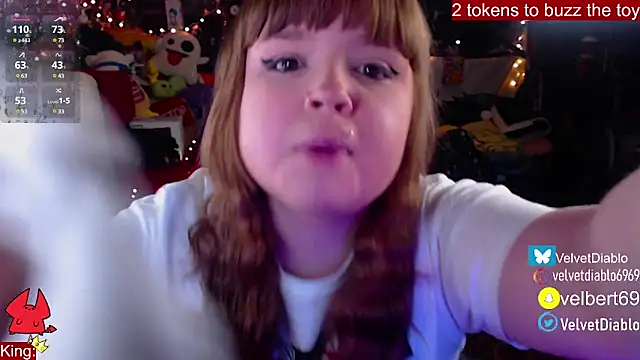 Snapshot of VelvetDiablo chatting on January 2025 01:01:01 AM VelvetDiablo online show from January 2025 01:01:01 AM