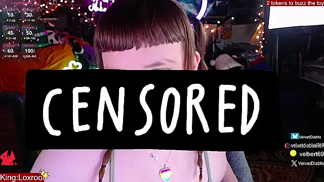 Snapshot of VelvetDiablo chatting on March 2025 02:37:02 AM VelvetDiablo online show from March 2025 02:37:02 AM