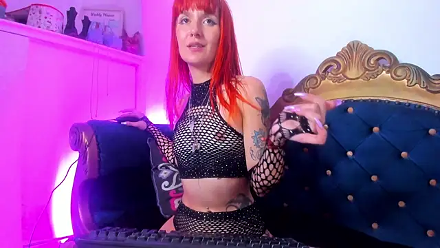 Snapshot of MaryJaneDove chatting on July 2026 11:55:02 PM MaryJaneDove online show from July 2026 11:55:02 PM