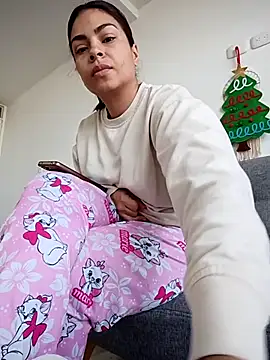 Snapshot of Ivanna2 chatting on December 2025 11:37:01 AM Ivanna2 online show from December 2025 11:37:01 AM