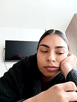 Snapshot of Ivanna2 chatting on May 2026 04:48:02 PM Ivanna2 online show from May 2026 04:48:02 PM
