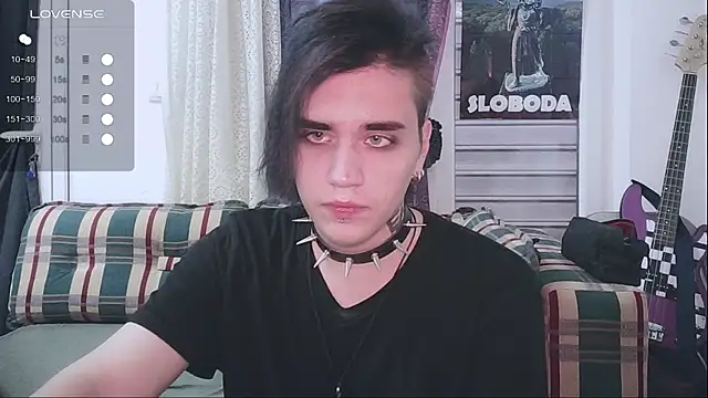 Snapshot of sademobeer chatting on September 2025 07:52:01 AM sademobeer online show from September 2025 07:52:01 AM