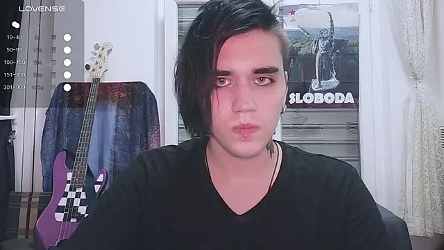 Snapshot of sademobeer chatting on September 2025 10:32:01 PM sademobeer online show from September 2025 10:32:01 PM