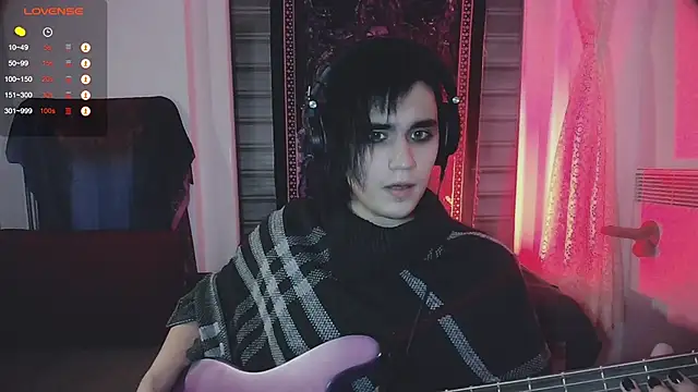 Snapshot of sademobeer chatting on October 2025 04:11:01 AM sademobeer online show from October 2025 04:11:01 AM