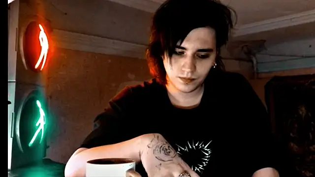 Snapshot of sademobeer chatting on February 2026 01:26:01 AM sademobeer online show from February 2026 01:26:01 AM