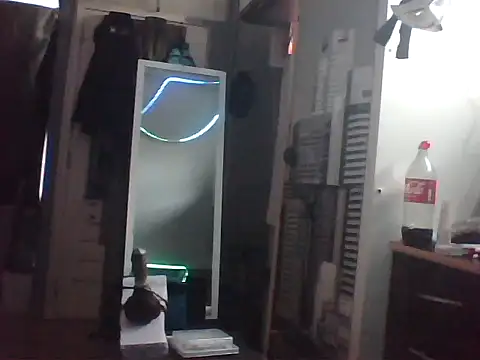 slutviki online show from December 2025 02:00:02 PM