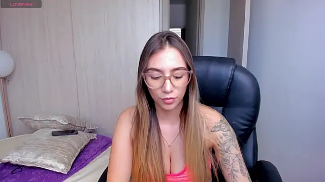 Snapshot of StacyConner chatting on September 2025 06:55:01 PM StacyConner online show from September 2025 06:55:01 PM