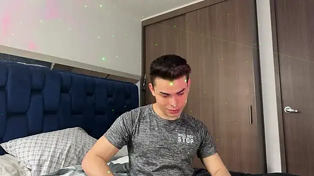 Snapshot of alejooo_twink chatting on February 2025 06:38:01 PM alejooo twink online show from February 2025 06:38:01 PM