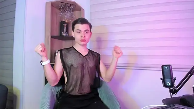 Snapshot of alejooo_twink chatting on February 2026 05:25:01 AM alejooo twink online show from February 2026 05:25:01 AM