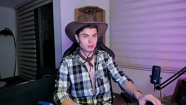 Snapshot of alejooo_twink chatting on February 2026 02:55:02 AM alejooo twink online show from February 2026 02:55:02 AM