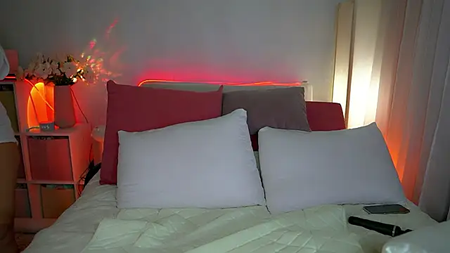 Snapshot of BBWDesire chatting on December 2024 06:49:02 PM BBWDesire online show from December 2024 06:49:02 PM