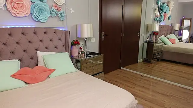 MelissaWatts online show from February 2026 01:44:02 AM