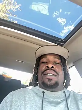 Snapshot of TyAthletic chatting on March 2026 05:27:02 PM TyAthletic online show from March 2026 05:27:02 PM