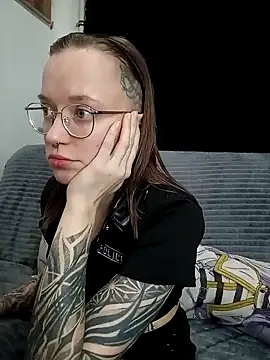 Snapshot of Aelita_bb chatting on January 2025 11:50:01 PM Aelita bb online show from January 2025 11:50:01 PM