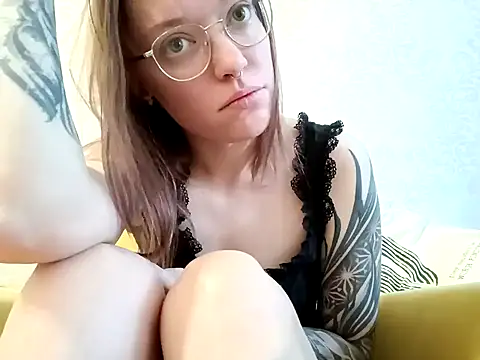 Snapshot of Aelita_bb chatting on February 2025 08:13:02 AM Aelita bb online show from February 2025 08:13:02 AM