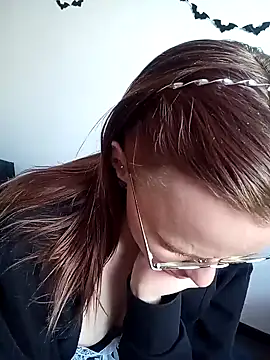 Snapshot of Aelita_bb chatting on February 2025 11:17:01 AM Aelita bb online show from February 2025 11:17:01 AM