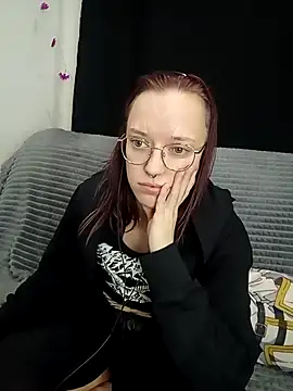 Snapshot of Aelita_bb chatting on March 2025 11:56:02 PM Aelita bb online show from March 2025 11:56:02 PM