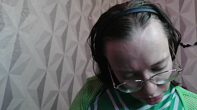 Snapshot of Aelita_bb chatting on November 2025 01:21:02 PM Aelita bb online show from November 2025 01:21:02 PM