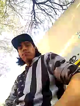 AlexAlejandro13 online show from November 2025 09:42:02 PM