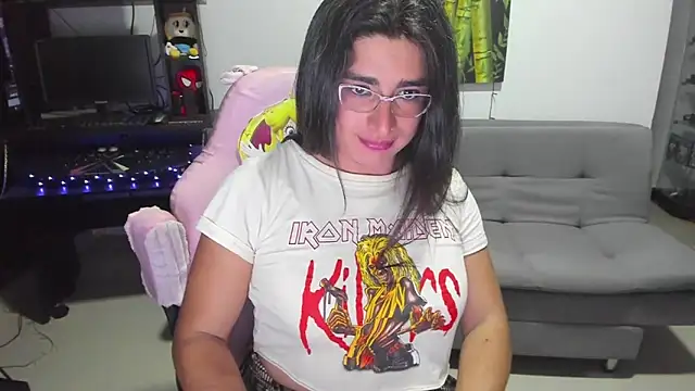 Snapshot of Khalifa_Gold chatting on March 2026 04:17:02 AM Khalifa Gold online show from March 2026 04:17:02 AM