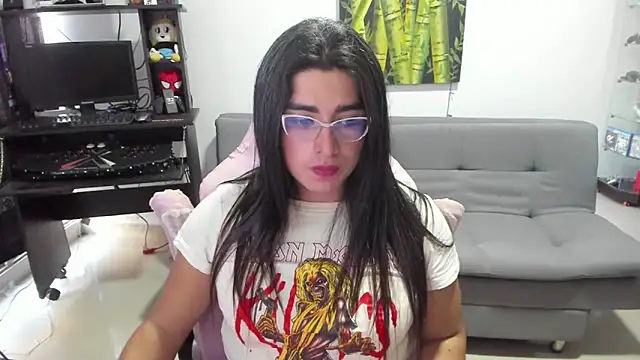 Snapshot of Khalifa_Gold chatting on March 2026 10:36:01 PM Khalifa Gold online show from March 2026 10:36:01 PM