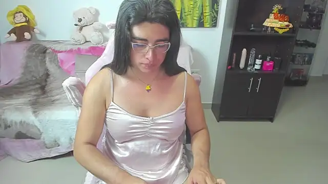 Khalifa Gold online show from June 2026 11:28:01 PM