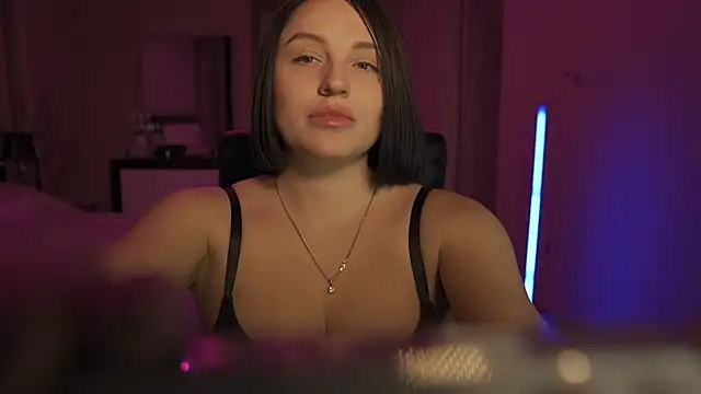 Snapshot of KillyP chatting on January 2025 05:30:01 AM KillyP online show from January 2025 05:30:01 AM