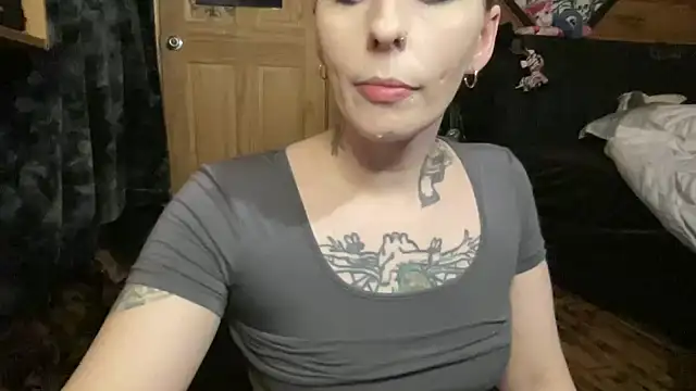 Snapshot of TeenyDoll chatting on April 2026 02:12:02 AM TeenyDoll online show from April 2026 02:12:02 AM