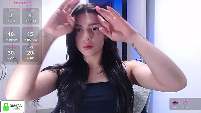 Snapshot of EricaVanderhill chatting on November 2025 11:57:02 PM EricaVanderhill online show from November 2025 11:57:02 PM