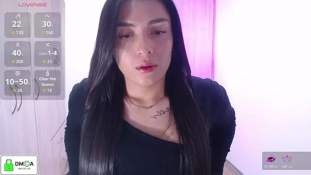 Snapshot of EricaVanderhill chatting on November 2025 01:55:01 AM EricaVanderhill online show from November 2025 01:55:01 AM