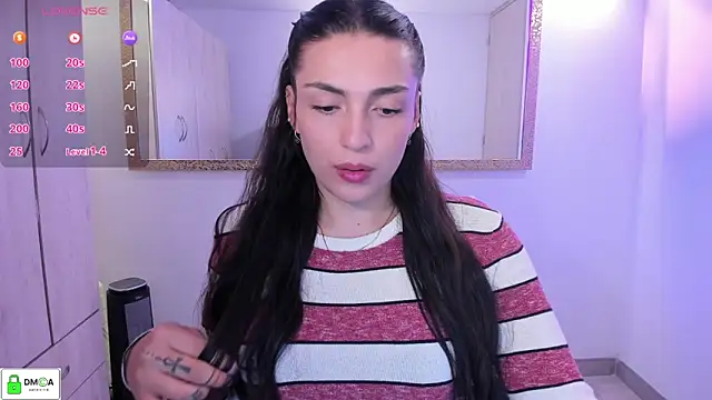 Snapshot of EricaVanderhill chatting on March 2026 11:22:02 PM EricaVanderhill online show from March 2026 11:22:02 PM