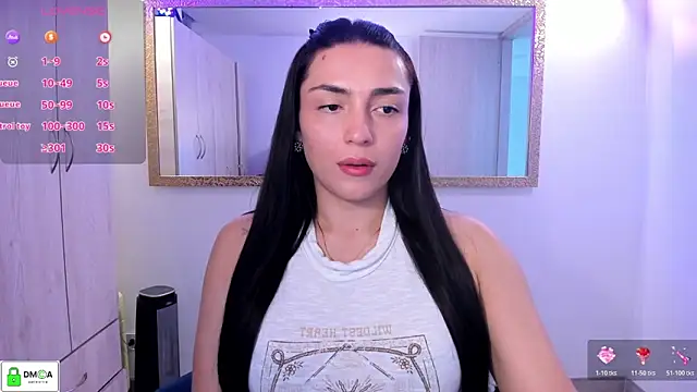 Snapshot of EricaVanderhill chatting on March 2026 09:07:01 PM EricaVanderhill online show from March 2026 09:07:01 PM