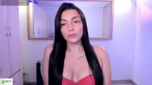 Snapshot of EricaVanderhill chatting on April 2026 01:28:01 AM EricaVanderhill online show from April 2026 01:28:01 AM