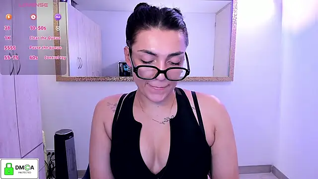 EricaVanderhill online show from May 2026 12:38:02 AM
