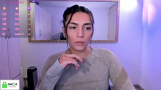EricaVanderhill online show from May 2026 12:28:02 AM