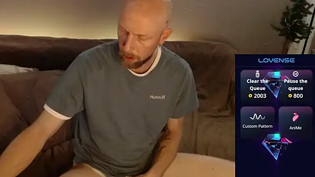 MaxRouger online show from November 2025 07:19:01 AM