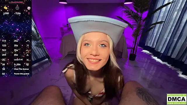 Snapshot of _blowjob_queen chatting on September 2025 10:20:01 PM blowjob queen online show from September 2025 10:20:01 PM