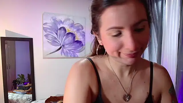 vanessabrown  online show from February 2025 01:22:01 PM