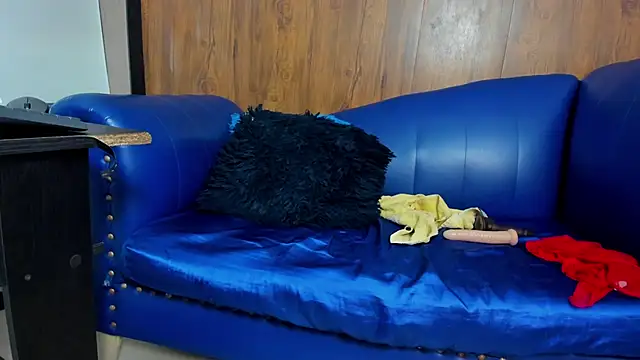 Mature Skinny online show from February 2025 03:32:02 PM