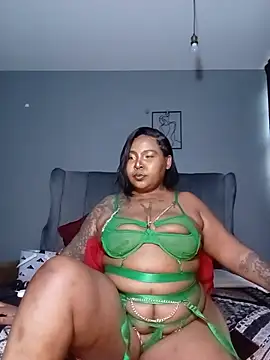 PearlSexxy69 online show from June 2026 05:02:02 AM