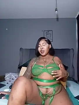 PearlSexxy69 online show from July 2026 05:11:02 AM