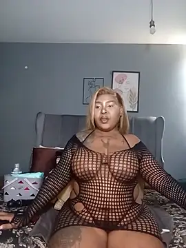 PearlSexxy69 online show from July 2026 10:19:01 AM