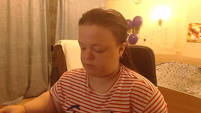 Janiffer MiMi online show from December 2024 05:46:01 PM