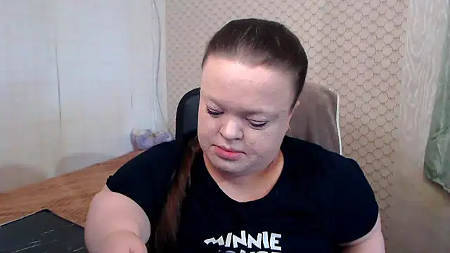 Janiffer MiMi online show from May 2026 04:13:01 PM