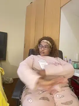 BADFATASS85 online show from April 2026 05:38:02 AM