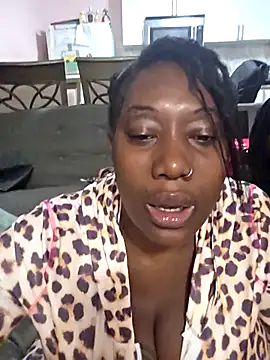 Cherishcherrysha online show from October 2025 07:41:01 PM