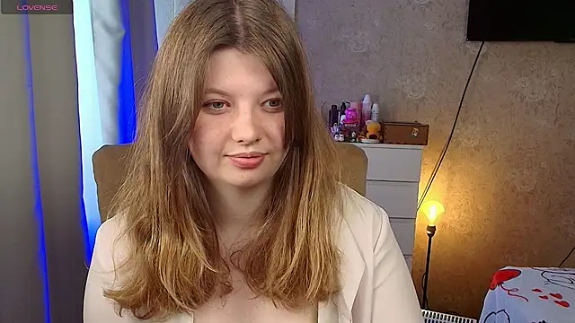 Vivian cutie online show from May 2026 10:34:01 AM