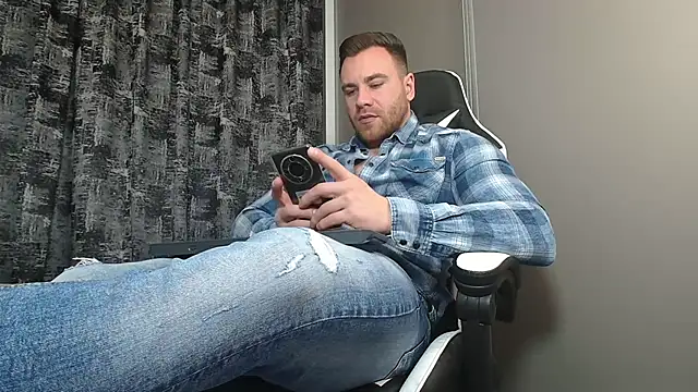 Thori92 online show from February 2025 06:15:02 PM